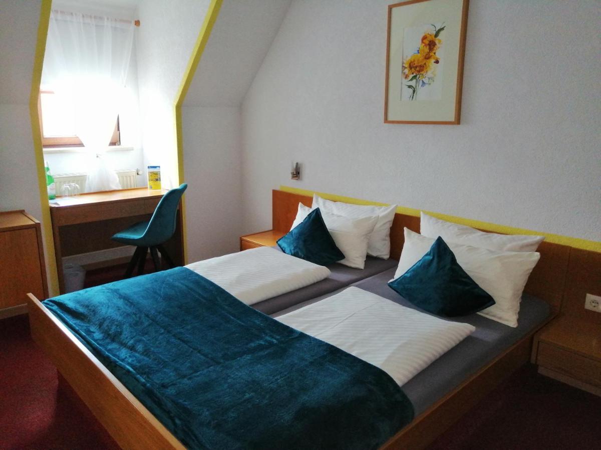 Hotel Wilder Mann Feuchtwangen Exterior foto