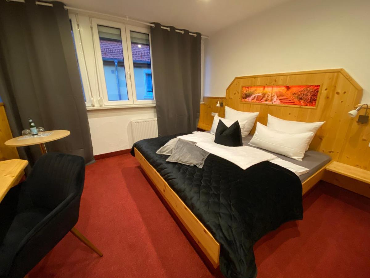 Hotel Wilder Mann Feuchtwangen Exterior foto