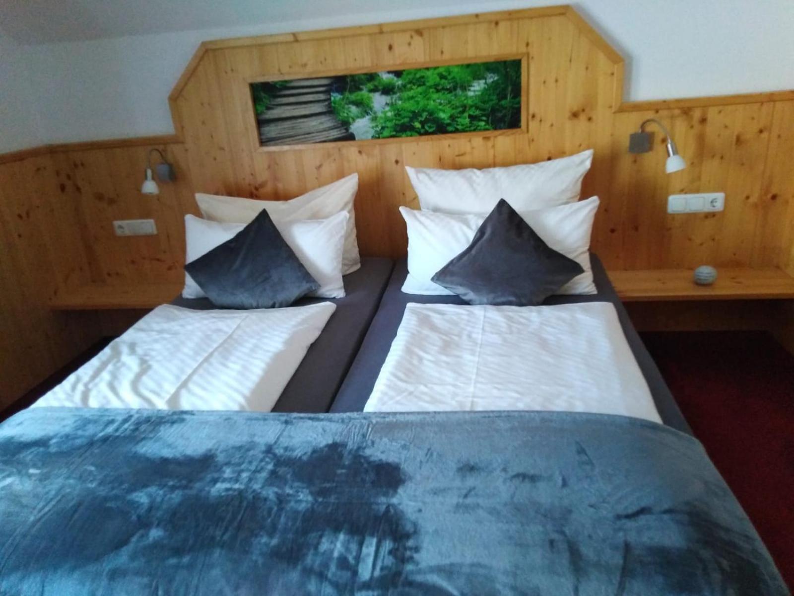 Hotel Wilder Mann Feuchtwangen Exterior foto